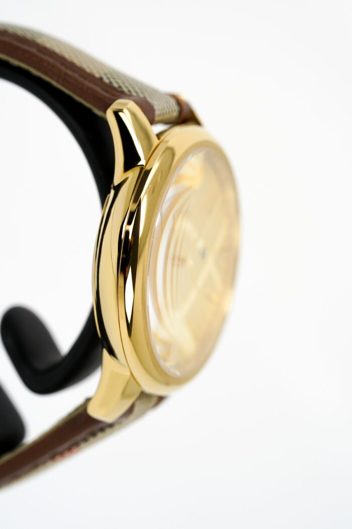 Burberry Ladies Watch The Classic 32mm Yellow Gold - BU10114 - Image 4