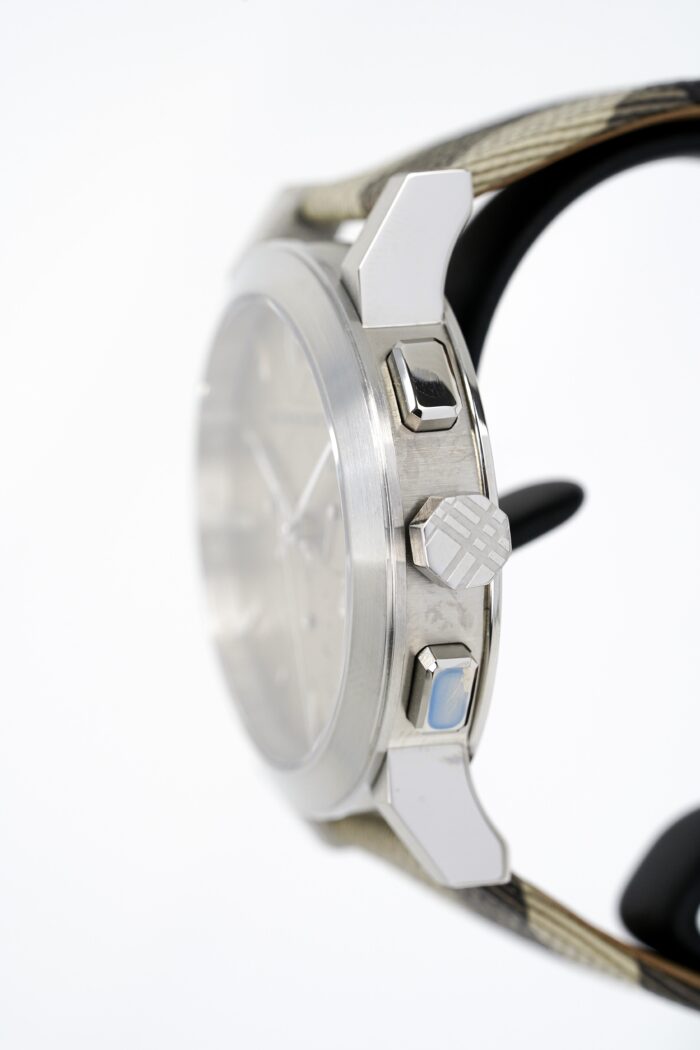 Burberry Men's Watch Chronograph The City 42mm Nova - BU9358 - Image 4