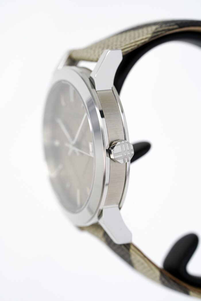 Burberry Unisex Watch The City Nova 38mm - BU9023 - Image 3