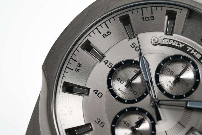 Diesel Men's Chronograph Mega Chief Gunmetal Mesh Watch - DZ4527 - Image 6